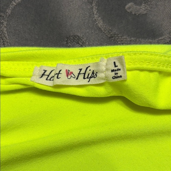 Heart hips Vibrant Neon Green Bodycon Dress, size large - Picture 4 of 4